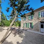 Authentique Mas Provencal Avec Son Grand Parc