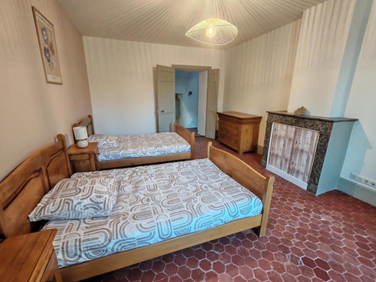 Holiday home Authentique Mas Provencal Avec Son Grand Parc