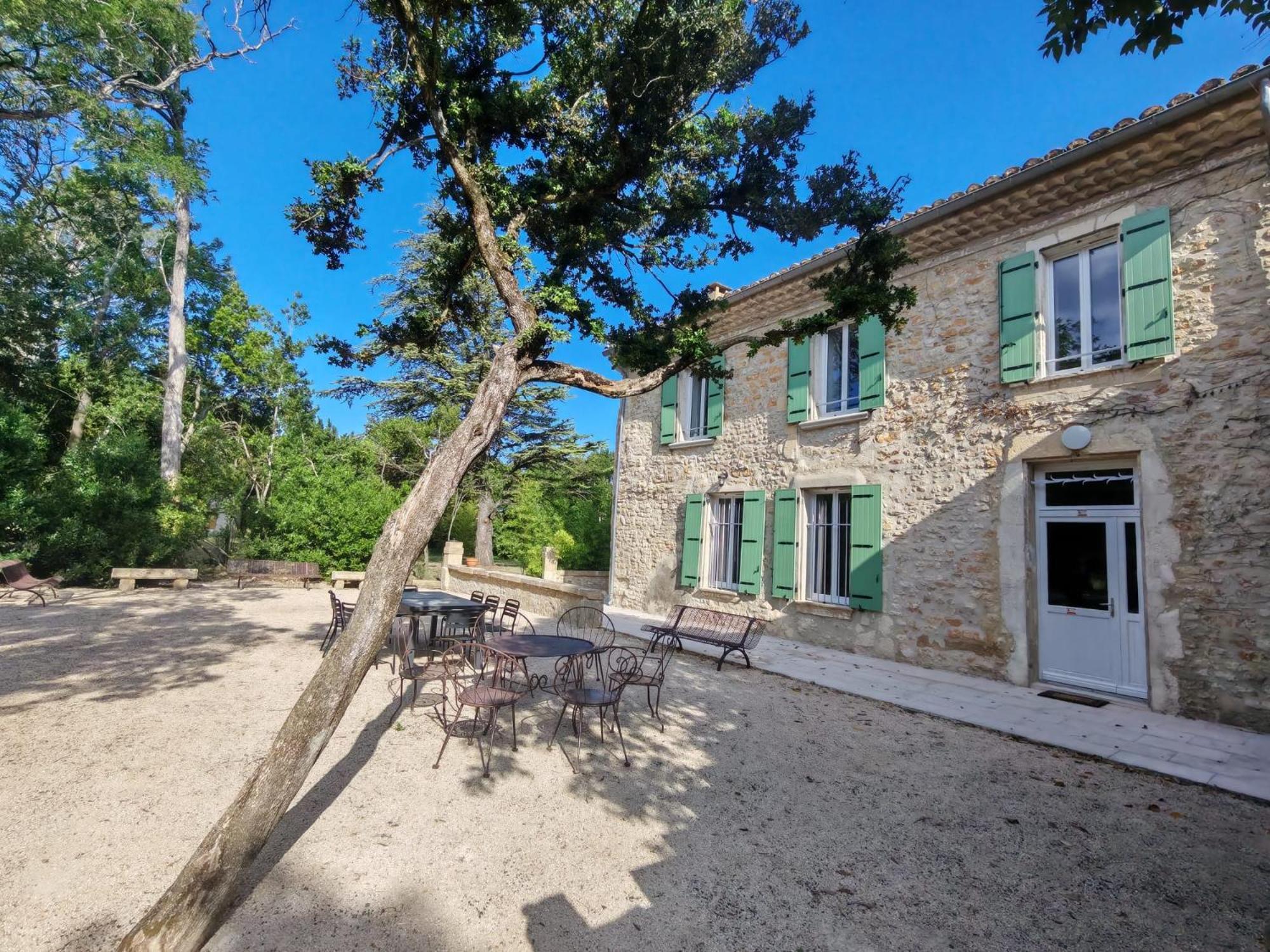Holiday home Authentique Mas Provencal Avec Son Grand Parc